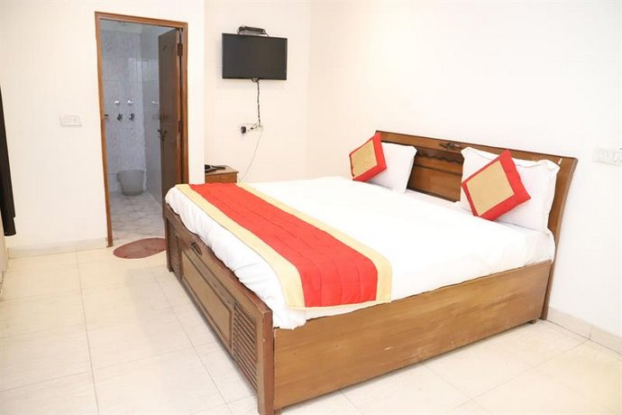 Hotel Sehrawat Inn