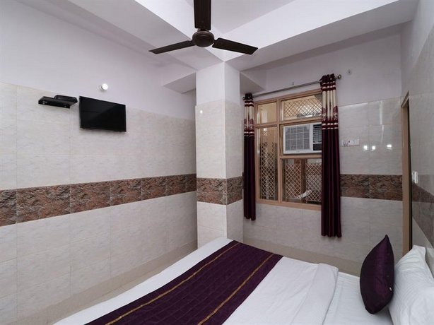OYO 12911 Velvet inn