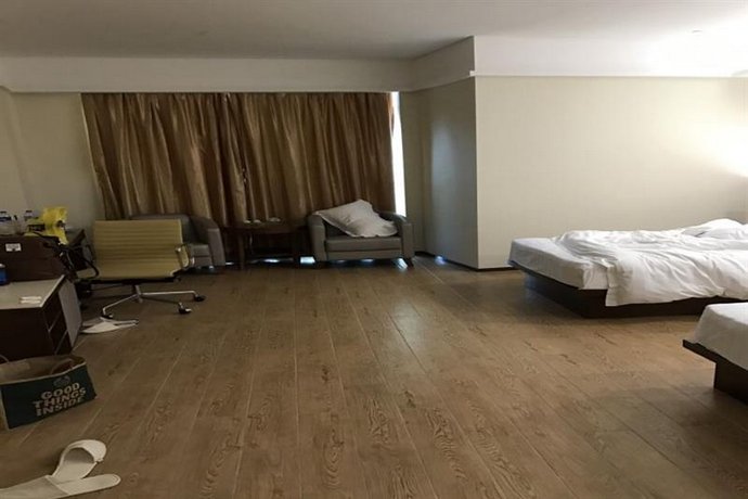 Guangzhou Yueqiao Hotel