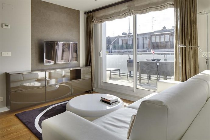 San Martin Terrace Apartment by FeelFree Rentals