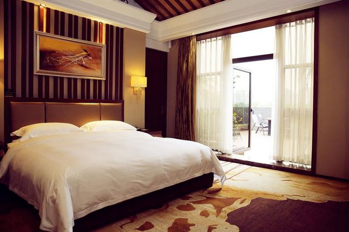The Projoy River Hotel