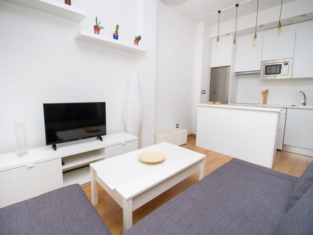 Beautiful one bedroom Refino