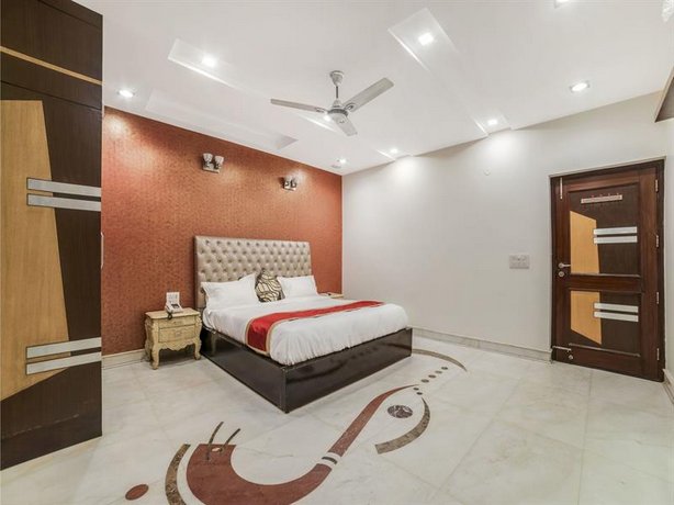 OYO 14231 Santosh Residency