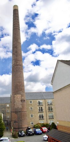 2 Bedroom Flat In Converted Distillery In Edinburgh