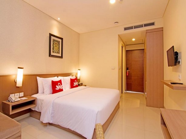 ZEN Rooms Benesari 6 Legian Kuta