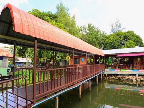The Best Riverside Guesthouse