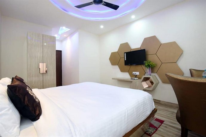 Hotel Sangam Pacific Zirakpur