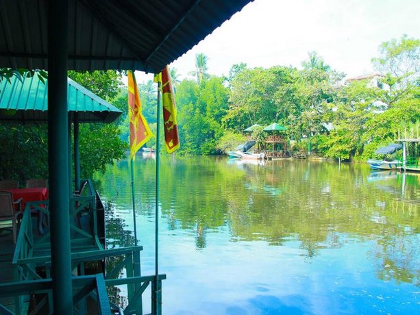 OYO 354 Lagoon Garden Hotel