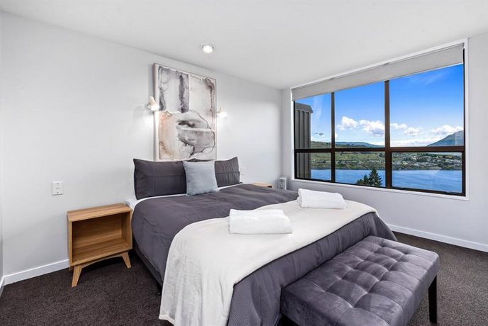 Picturesque views at Woodlands Close