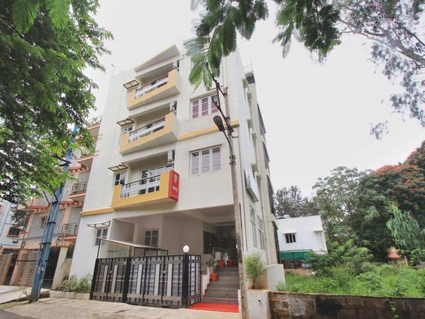OYO 6633 The Banjaara Suites