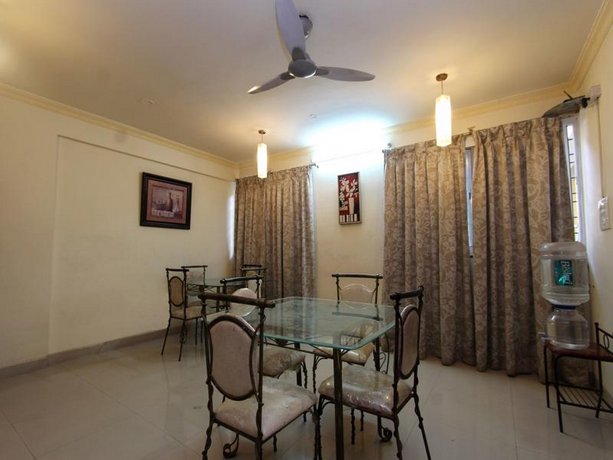 OYO 8252 Aayush Corporate Stays