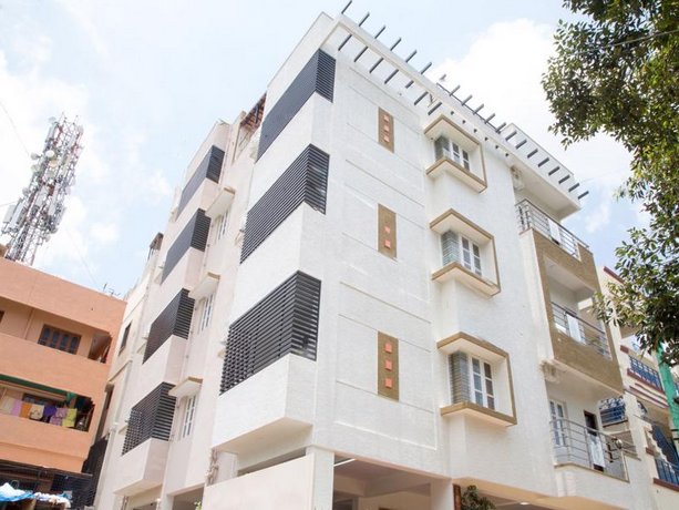 OYO 9252 SLN Homes