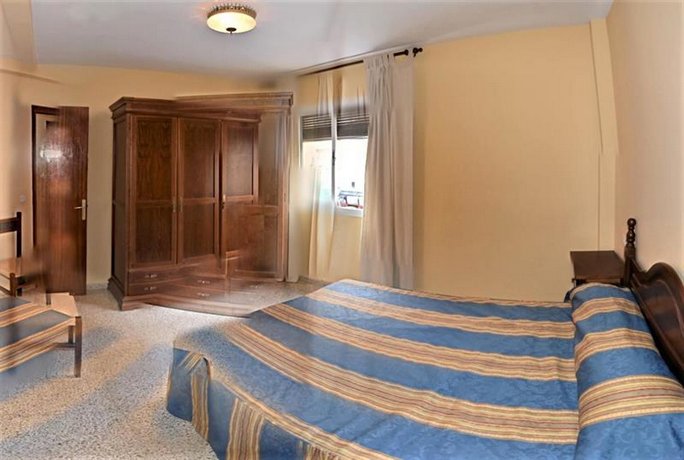 Apartment With 3 Bedrooms in Fuengirola With Balcony - 800 m From the