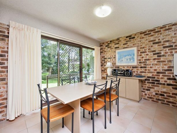 56 'Bay Parklands' 2 Gowrie Ave - Ground Floor Air Conditioned & Foxtel