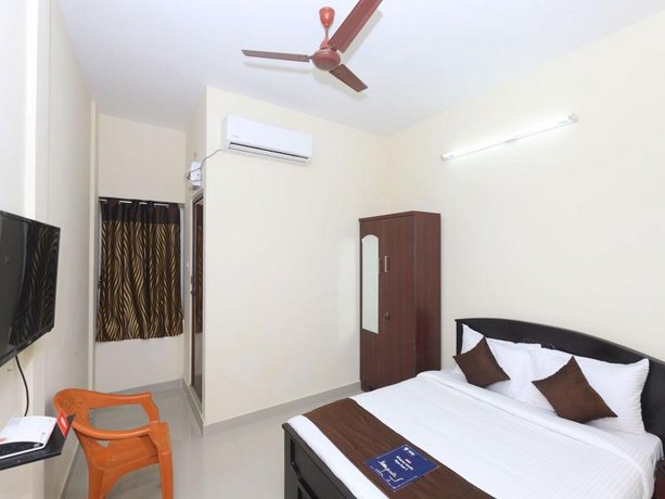 OYO 8661 Luxe Residency