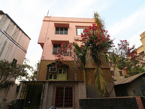 OYO 11530 Maa Tara Guest House