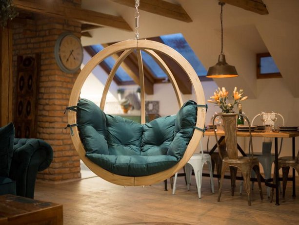 Old Town Boho-Chic Attic with Hanging Chair