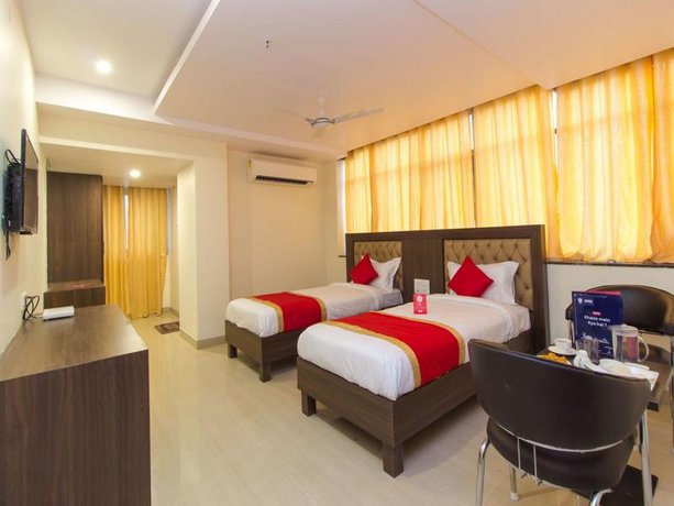 OYO 9003 Deccan Inn