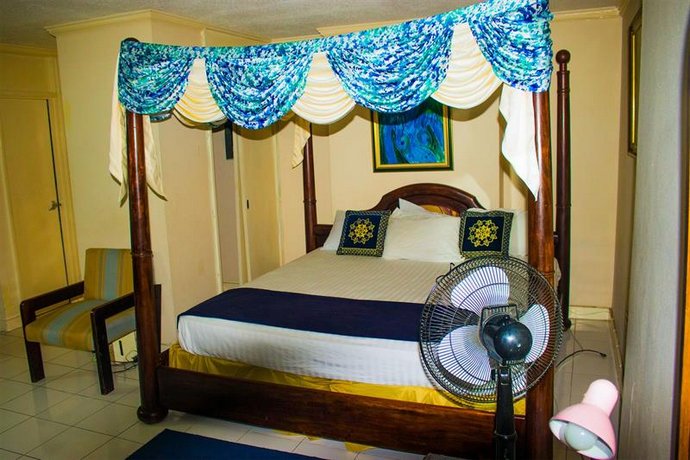 Sky Blue Beach Studio at Turtle Tower