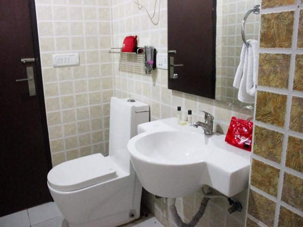 OYO 360 Hotel Manzil