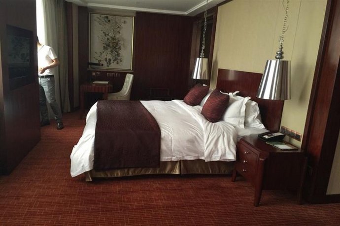 Zhongle Six Star Hotel