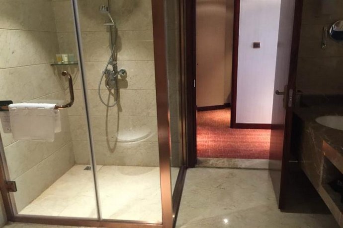 Zhongle Six Star Hotel