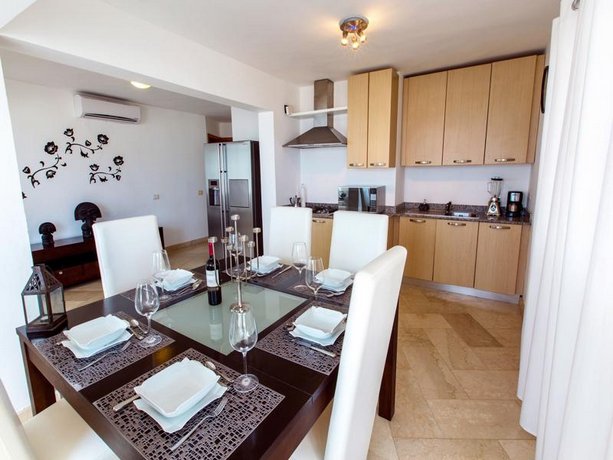 Beach Bungalows Los Corales Club & SPA