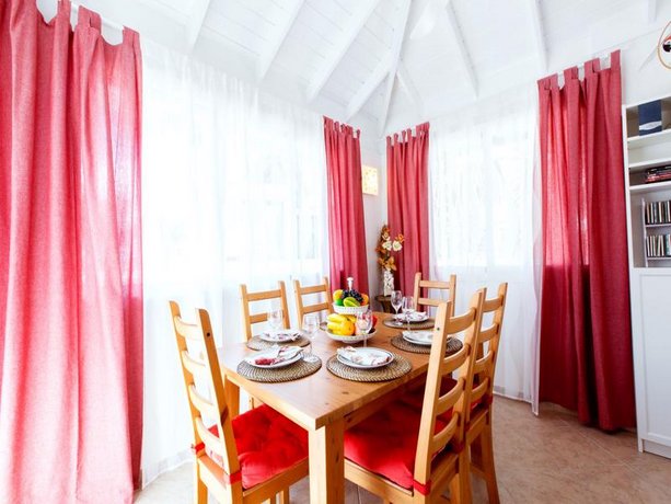 Beach Bungalows Los Corales Club & SPA