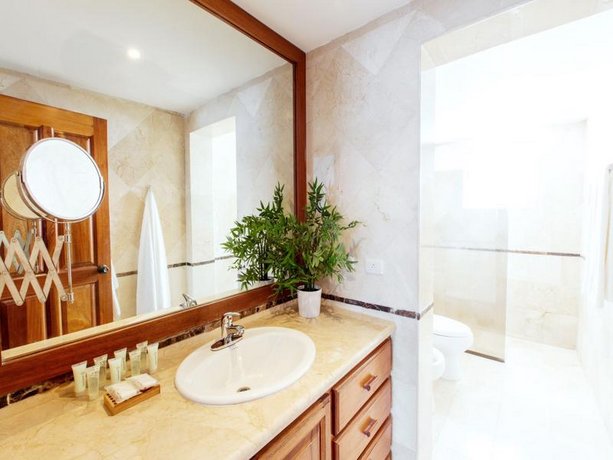 Beach Bungalows Los Corales Club & SPA