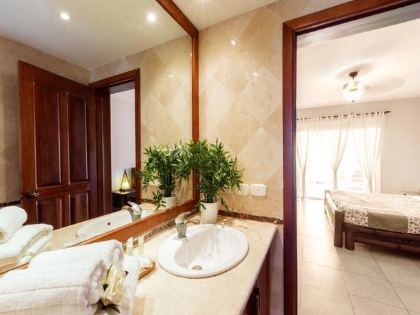 Beach Bungalows Los Corales Club & SPA