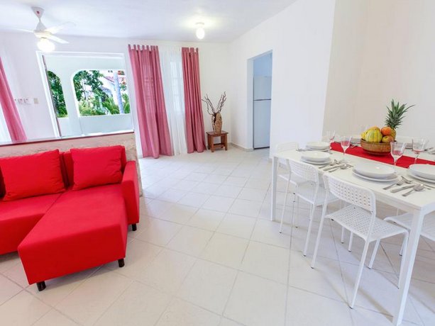 Beach Bungalows Los Corales Club & SPA