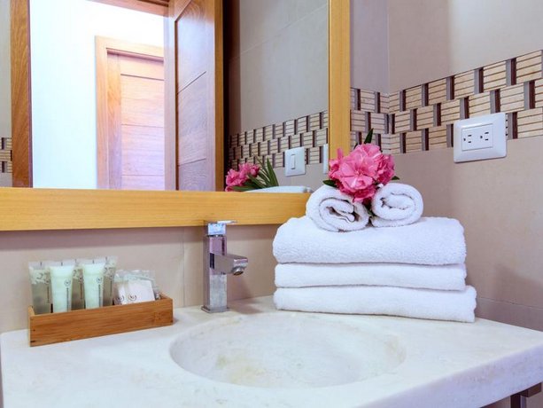 Beach Bungalows Los Corales Club & SPA
