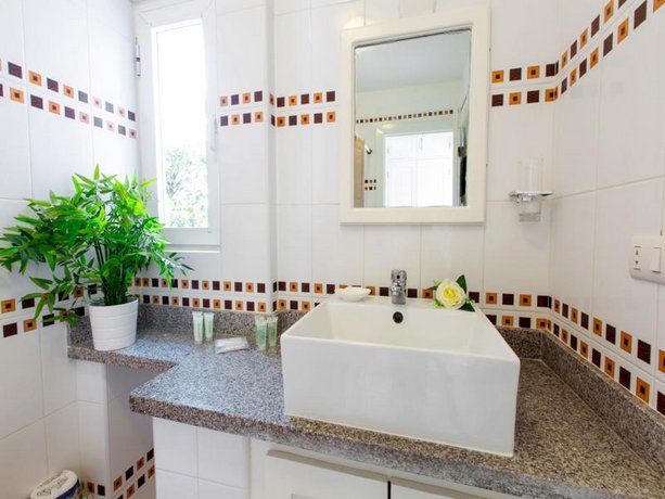 Beach Bungalows Los Corales Club & SPA