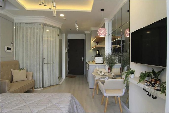 Cozrum Homes Free Pool&gym River Gate Building