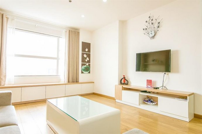 Henry Apartment Sunrise City