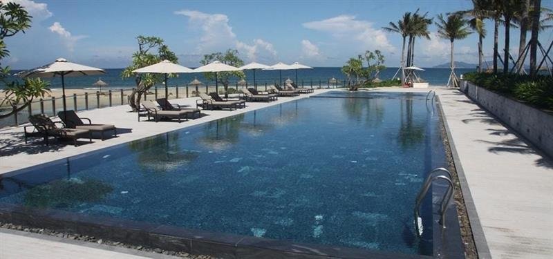 Five Stars 5 Bedrooms Beachfront
