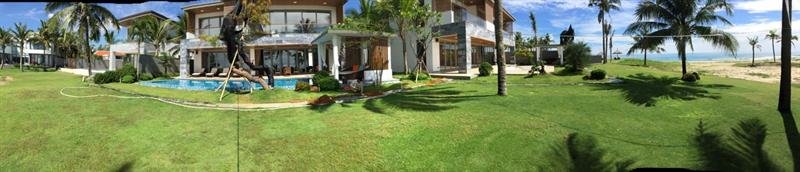 Five Stars 5 Bedrooms Beachfront
