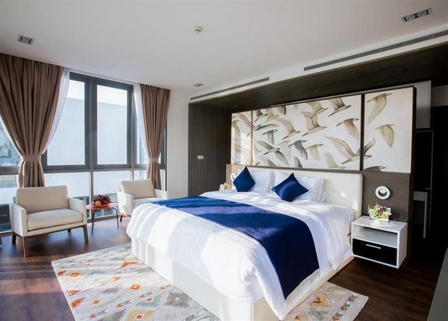 Five Stars 5 Bedrooms Beachfront