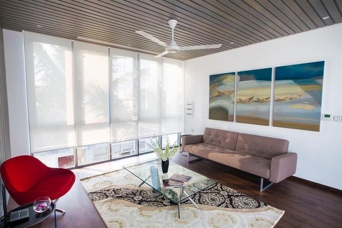 Five Stars 5 Bedrooms Beachfront