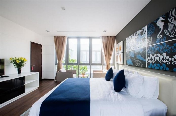Five Stars 5 Bedrooms Beachfront