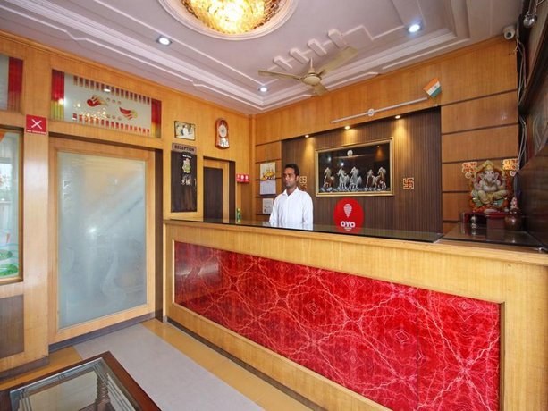 OYO 9143 Hotel Maharani