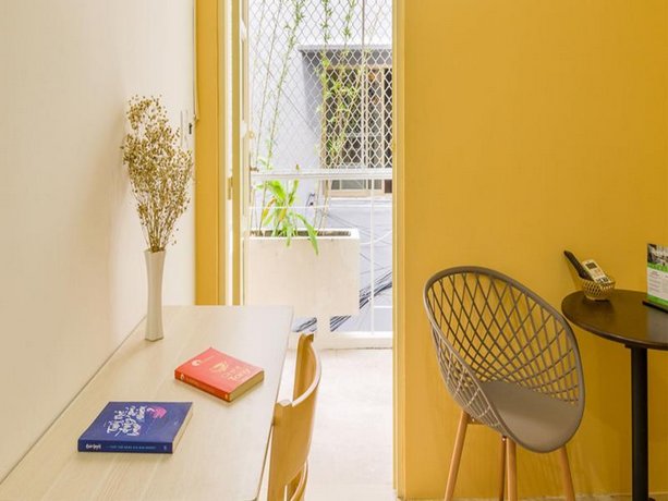 SaunterBird Bui Vien Homestay