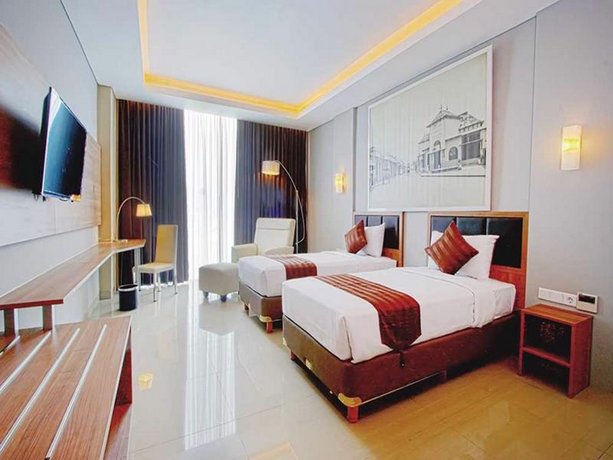 Pasar Baru Square Hotel Bandung Powered by Archipelago