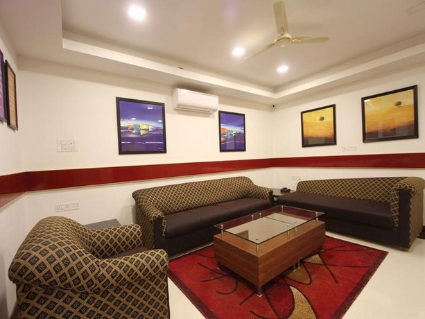 OYO 4645 Span Suites