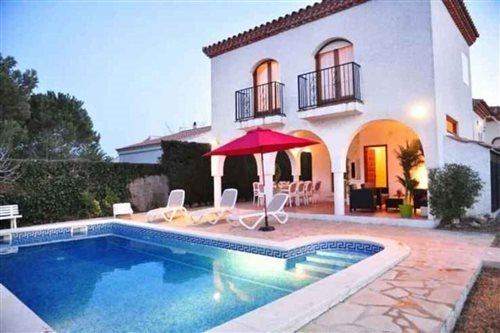 Villa Bonita Para 11 Personas en Ametlla de Mar