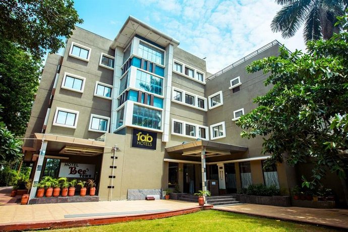 FabHotel Bee Town