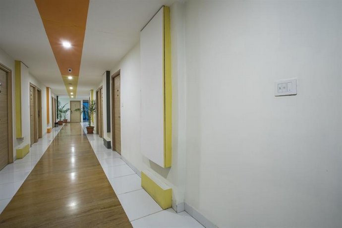 Cosmopolitan Hotel Indore