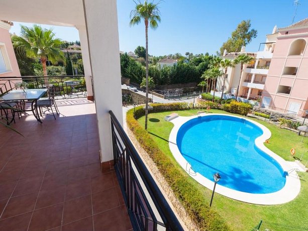 Golf Heaven Swimming Pool Views