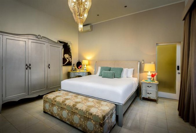 Bloom Villas