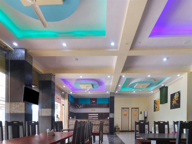 OYO 24575 Hotel Prabhu Villas